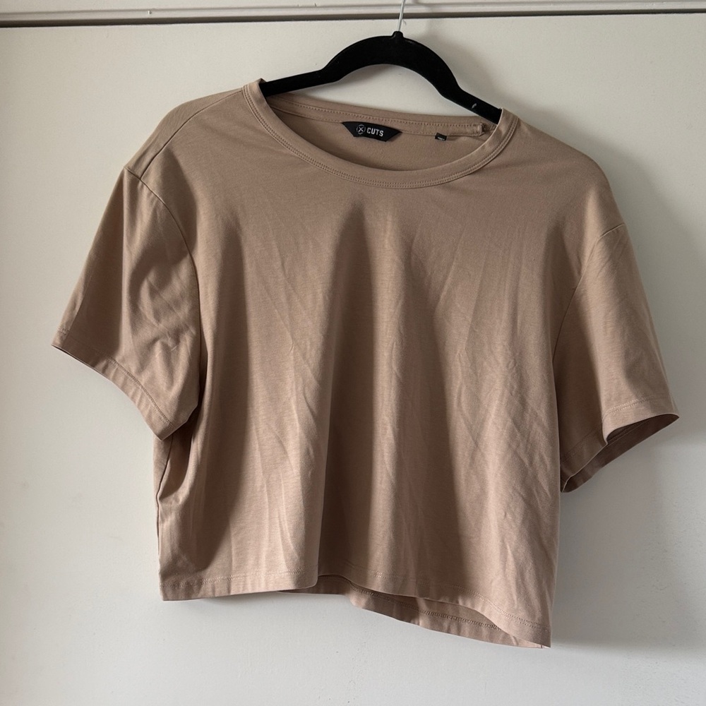 Cuts- Almost Friday Tee Cropped- khaki- Large